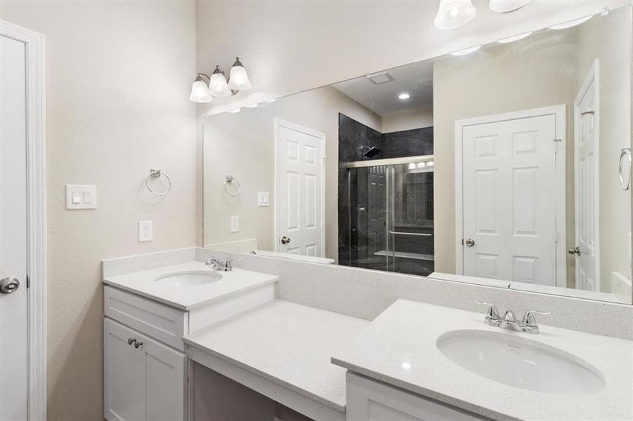 Furnished interior view inside a new home in , Granbury (Image 7).