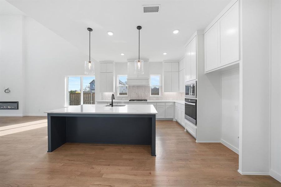 Furnished interior view inside a new home in Inspiration - Paradise Village, Lucas (Image 6).