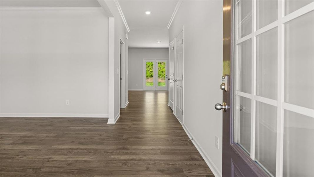 Spacious, unfurnished interior of a new home in Lost Creek, Dallas (Image 12).