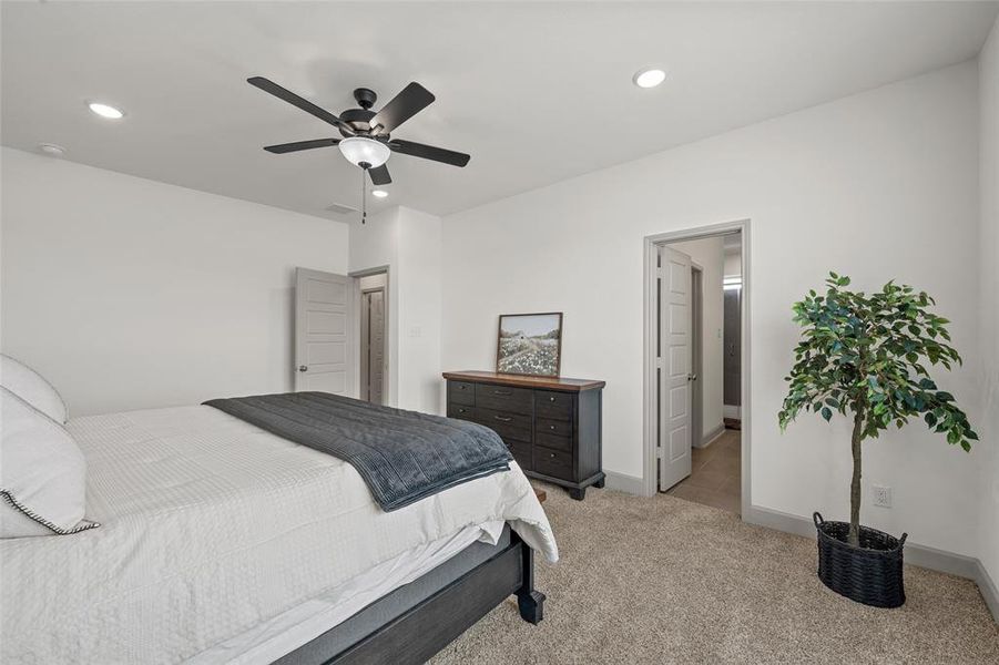 Furnished interior view inside a new home in , Waco (Image 19). Furnished interior view inside a new home in , Waco (Image 19).