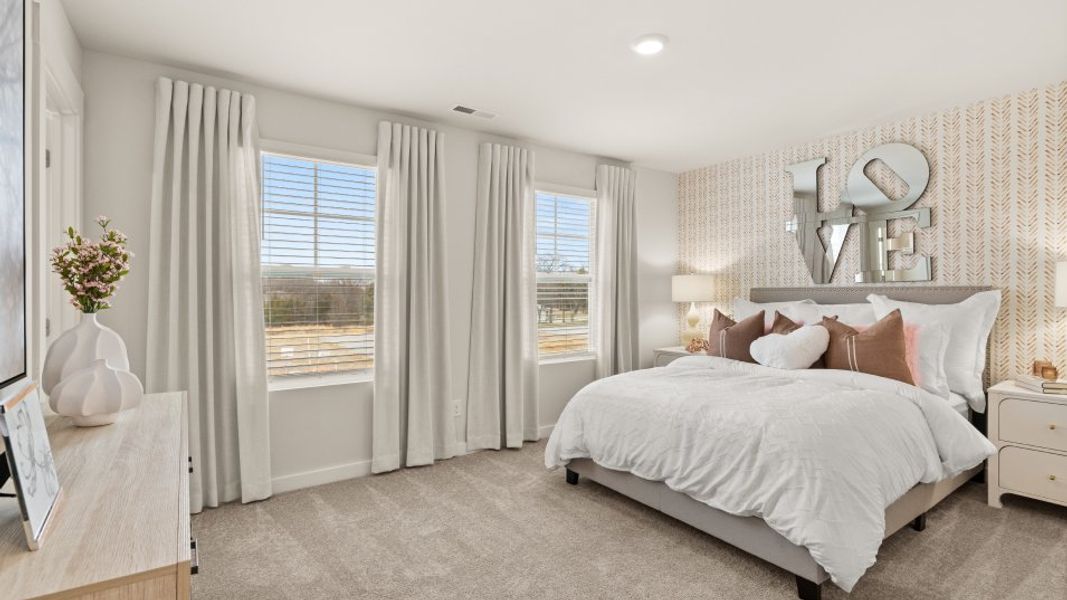 3731 Hawthorne Bed3 1of4 F2