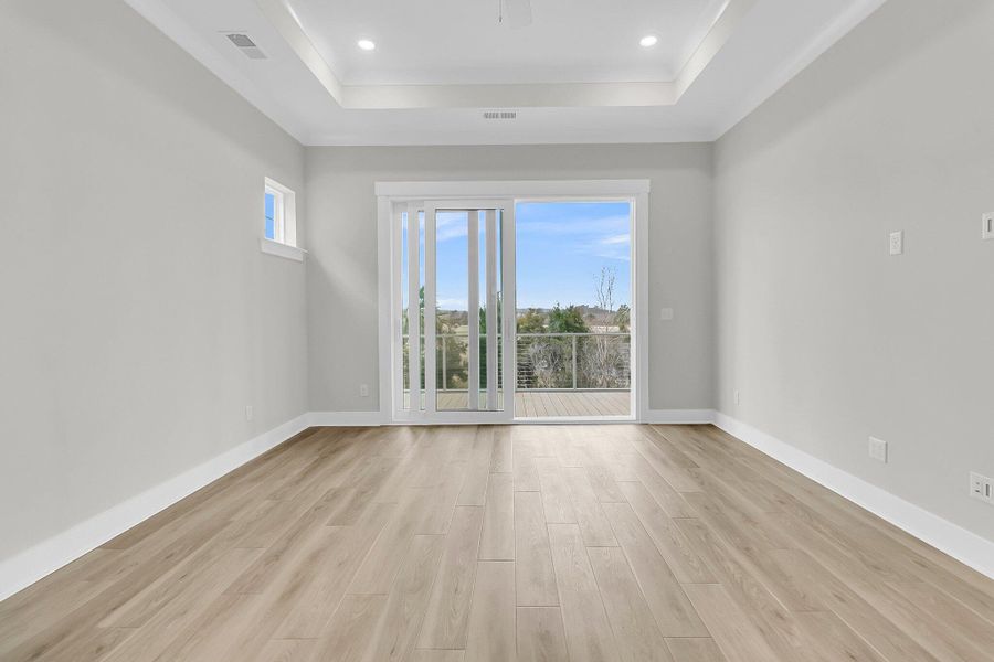 Spacious, unfurnished interior of a new home in , Mount Pleasant (Image 21).