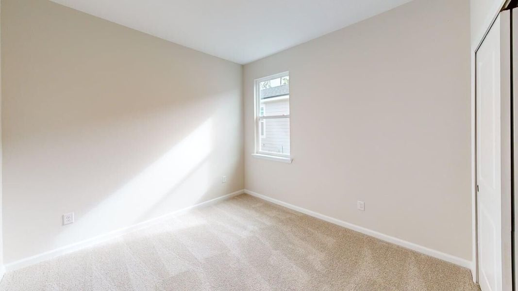 Spacious, unfurnished interior of a new home in RiverTown - Forest, St. Johns (Image 8).