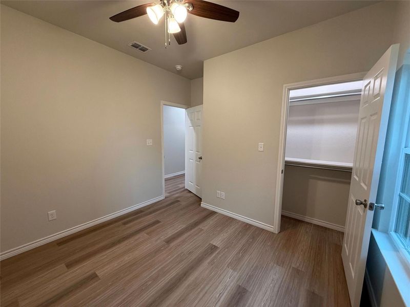 Spacious, unfurnished interior of a new home in , Longview (Image 7).