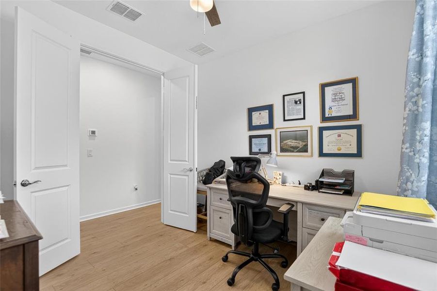 Furnished interior view inside a new home in , Palmetto (Image 48). Furnished interior view inside a new home in , Palmetto (Image 48).