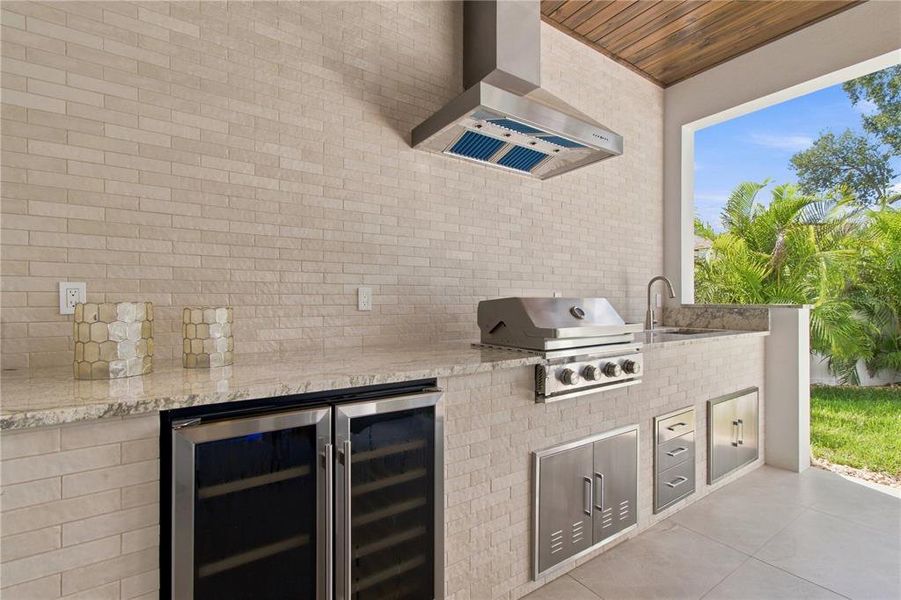 Exterior details and patio area of a home in , Tampa (Image 33).