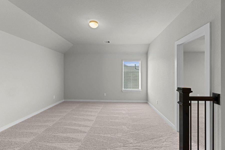 Spacious, unfurnished interior of a new home in Briarwood Crossing, Rosenberg (Image 26). Spacious, unfurnished interior of a new home in Briarwood Crossing, Rosenberg (Image 26).