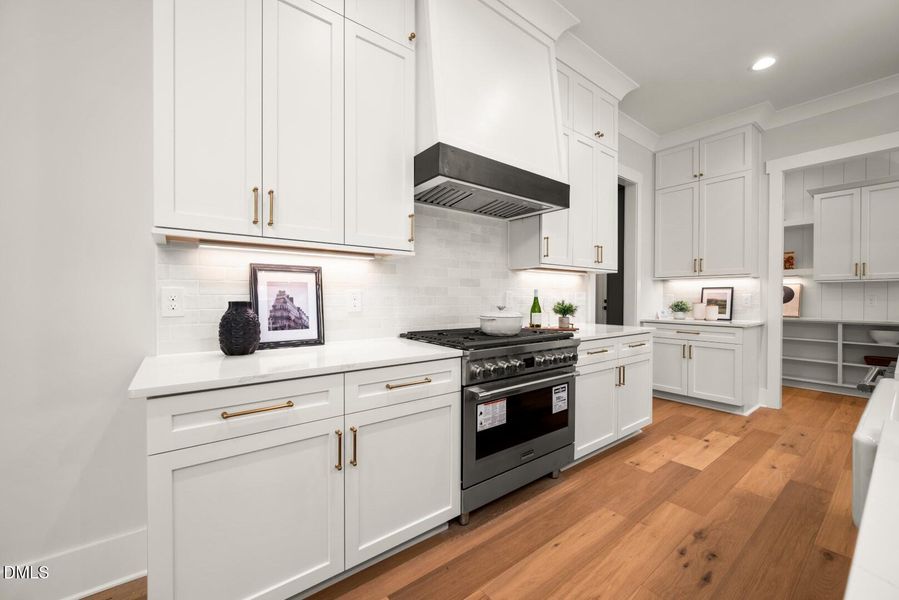 8021 Bud Morris (69)