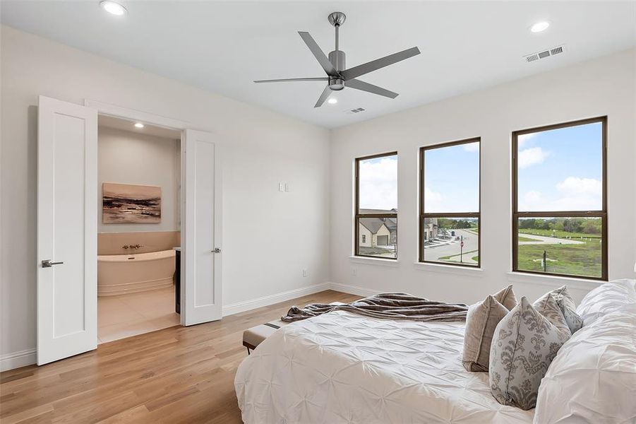 Furnished interior view inside a new home in , Heath (Image 25).