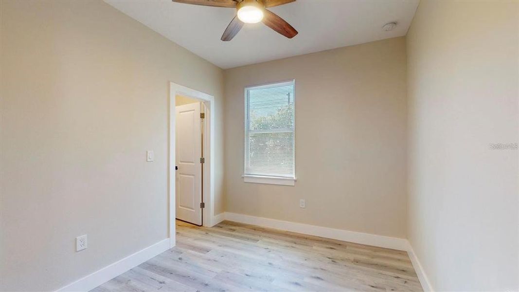 Spacious, unfurnished interior of a new home in , St. Petersburg (Image 34).