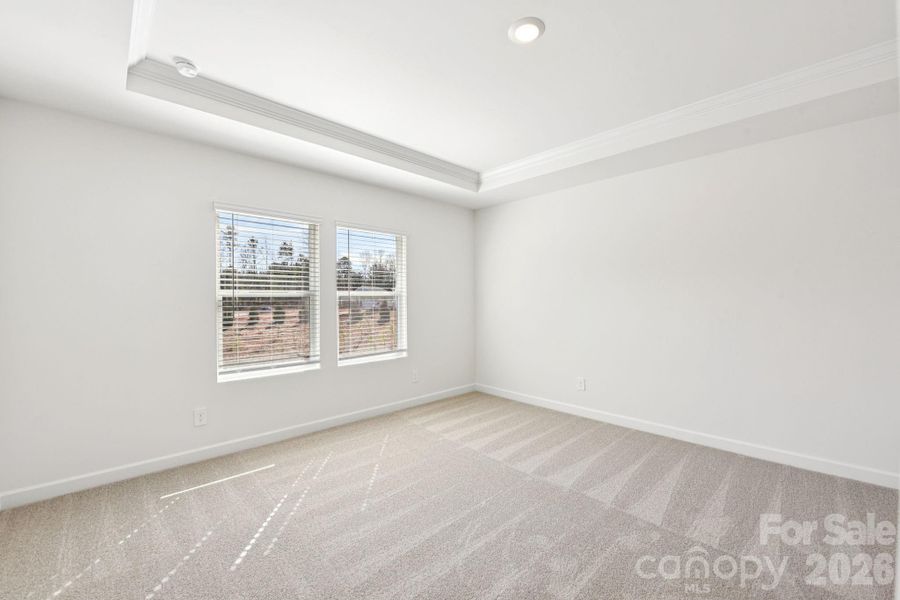 Spacious, unfurnished interior of a new home in Brighton Springs, York (Image 19).