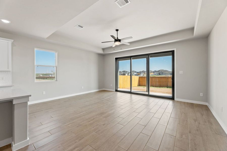 Representative unfurnished interior of a home built from the Tularosa by Hakes Brothers in Hickory Ridge, Elmendorf (Image 22).