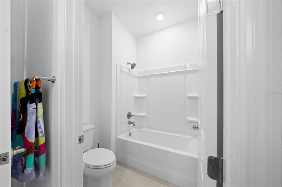 Furnished interior view inside a new home in , Ocala (Image 16).