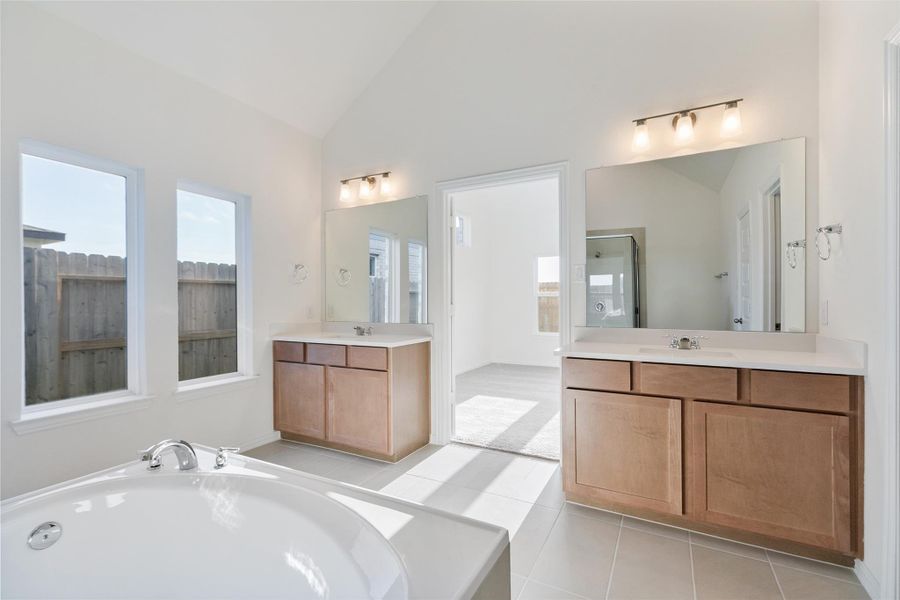 Furnished interior view inside a new home in Brookewater, Rosenberg (Image 11).