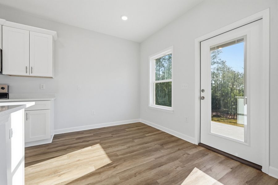 Spacious, unfurnished interior of a new home in McCarthy Estates, Defuniak Springs (Image 32).