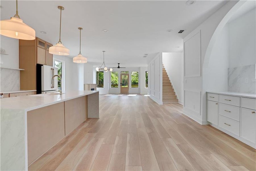 Image 85 of a home in .