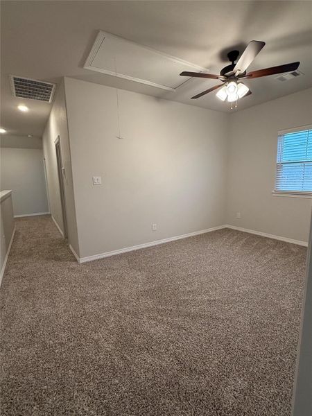Spacious, unfurnished interior of a new home in , College Station (Image 13).