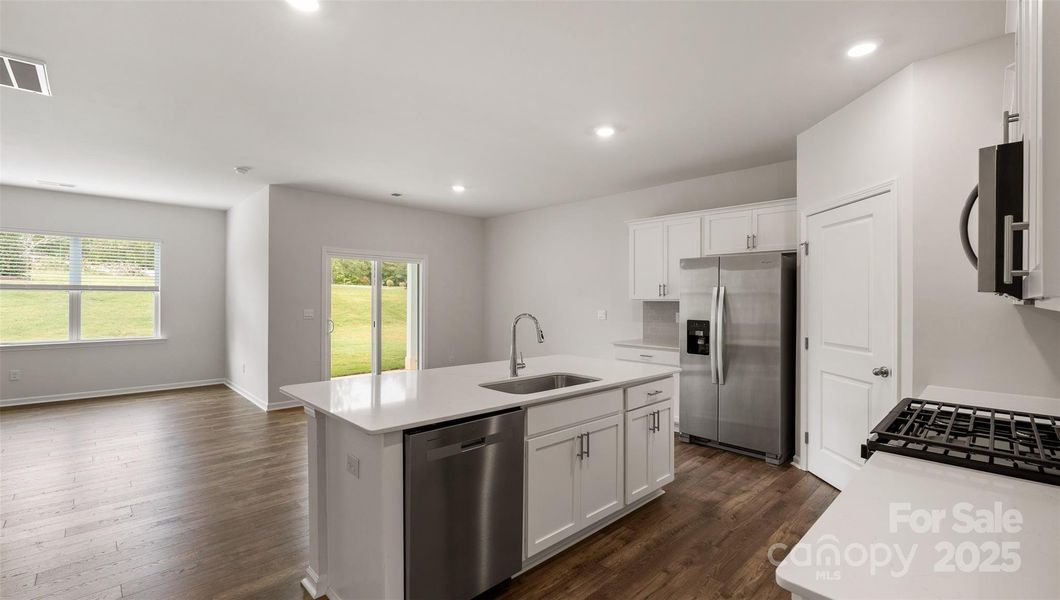 Photos are representative Photos are representative