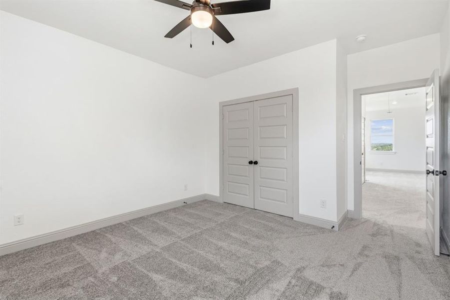 Spacious, unfurnished interior of a new home in Hills of Lake Country, Fort Worth (Image 22).
