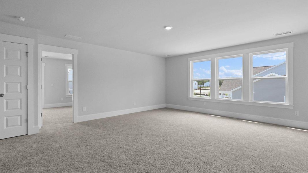Spacious, unfurnished interior of a new home in Sheep Island, Summerville (Image 29). Spacious, unfurnished interior of a new home in Sheep Island, Summerville (Image 29).