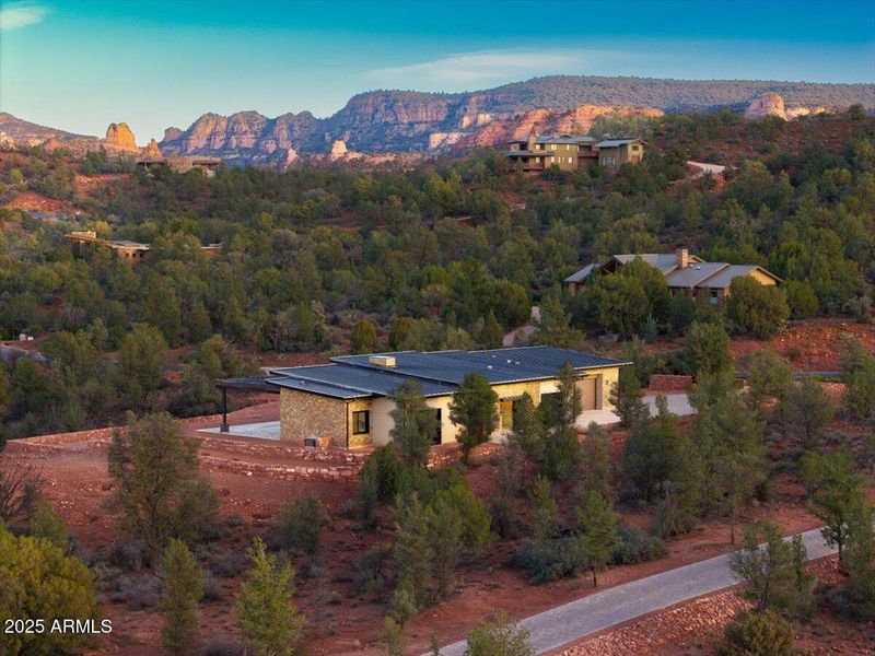 52-10 Amber Cliffs Way-DJI_2025122116542