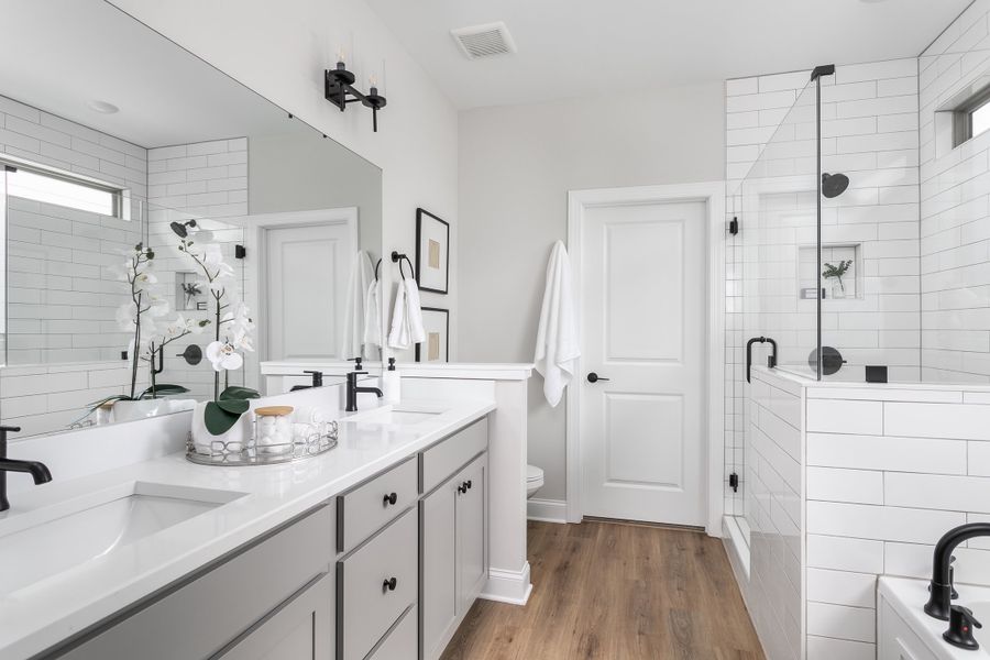 Representative furnished interior of a home built from the The Yosemite by Greentech Homes LLC in The Thicket at Sedman Hills, Hixson (Image 13).