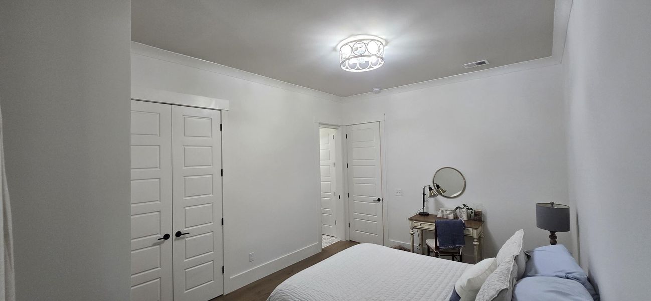 Furnished interior view inside a new home in , Seabrook (Image 18).