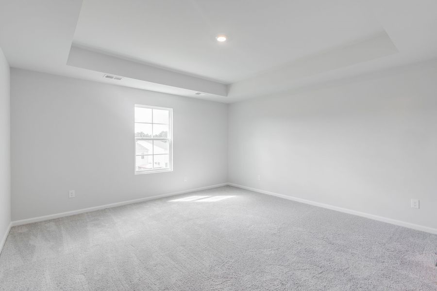 Spacious, unfurnished interior of a new home in Bluefield, Lexington (Image 27). Spacious, unfurnished interior of a new home in Bluefield, Lexington (Image 27).