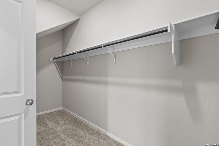 Spacious, unfurnished interior of a new home in Summerlin, San Antonio (Image 20).
