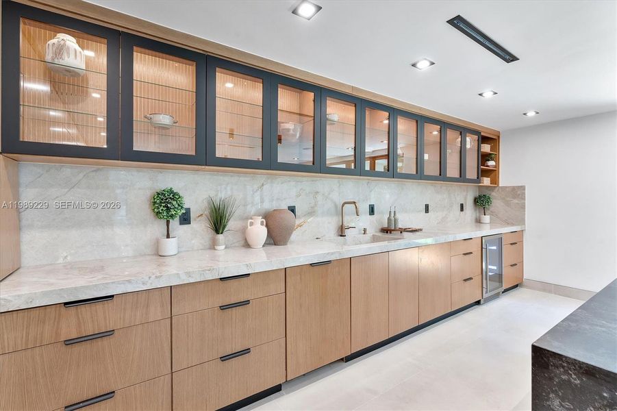 Furnished interior view inside a new home in , Hollywood (Image 9).