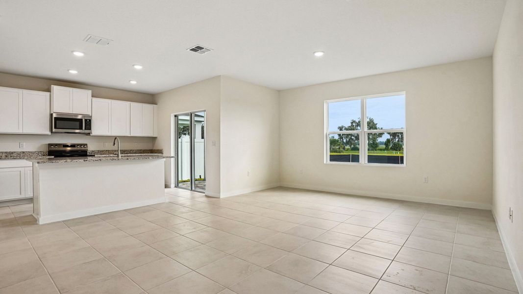Furnished interior view inside a new home in Willowbrook North, Winter Haven (Image 11).