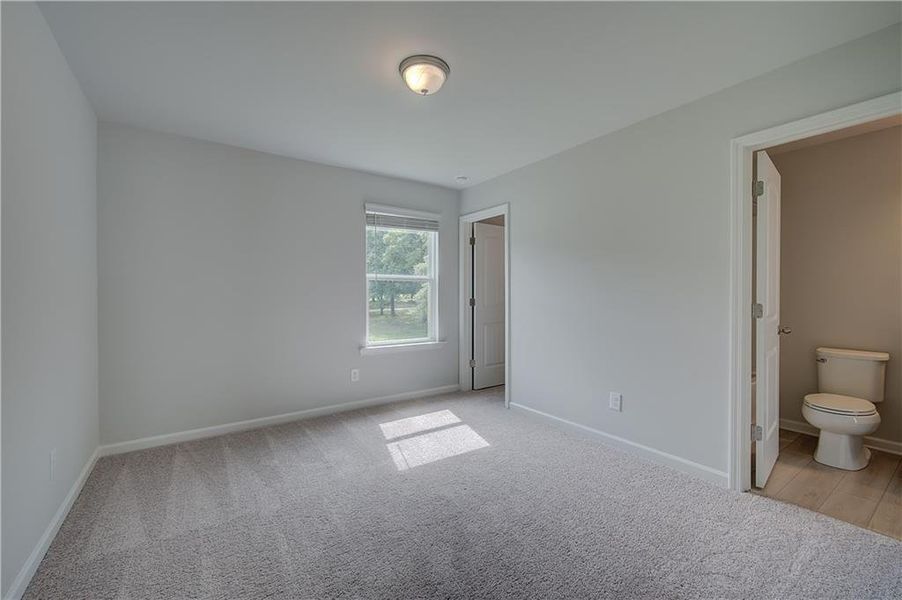 Spacious, unfurnished interior of a new home in Abbotts Crossing, Conyers (Image 11). Spacious, unfurnished interior of a new home in Abbotts Crossing, Conyers (Image 11).