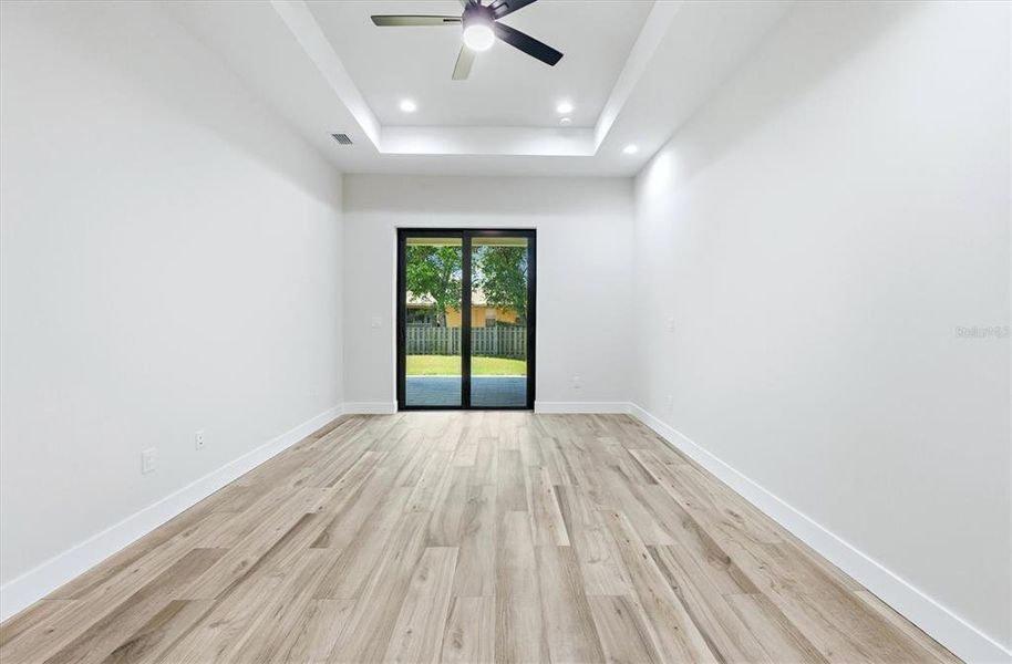 Spacious, unfurnished interior of a new home in , Port Charlotte (Image 34).