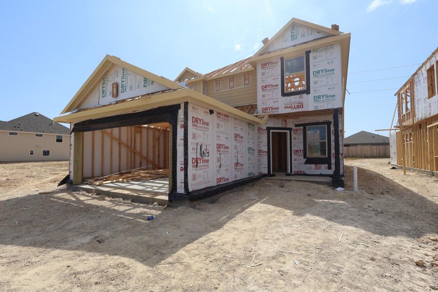 Two story home with 4 beds, 2.5 baths, and 2 car garage