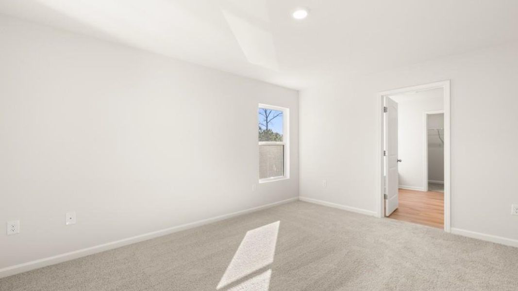 Spacious, unfurnished interior of a new home in Pointe Park, Union City (Image 20). Spacious, unfurnished interior of a new home in Pointe Park, Union City (Image 20).