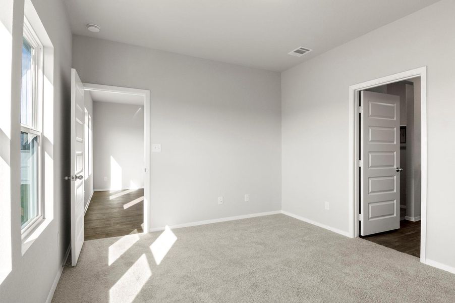 Spacious, unfurnished interior of a new home in Harvest Ridge, Elgin (Image 16). Spacious, unfurnished interior of a new home in Harvest Ridge, Elgin (Image 16).