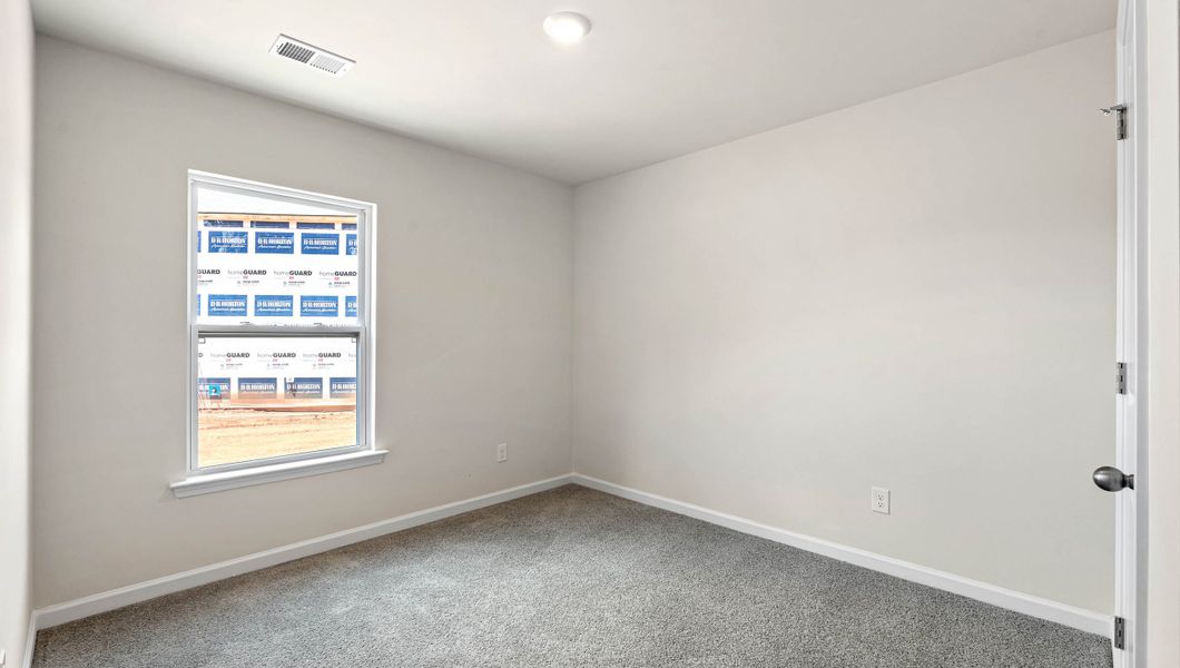 Spacious, unfurnished interior of a new home in Varner Station, Woodruff (Image 10).