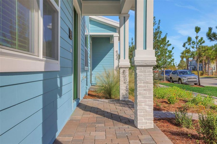 Exterior details and patio area of a home in , St. Cloud (Image 18).