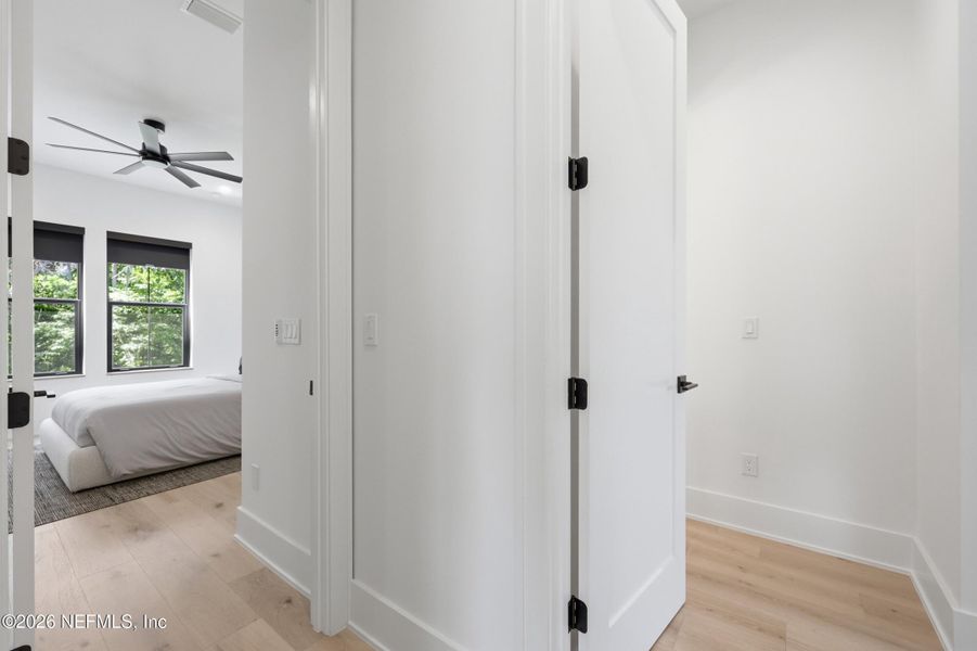 Spacious, unfurnished interior of a new home in , Ponte Vedra Beach (Image 29).