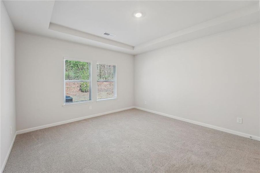 Spacious, unfurnished interior of a new home in Westmont Preserve, Powder Springs (Image 41).