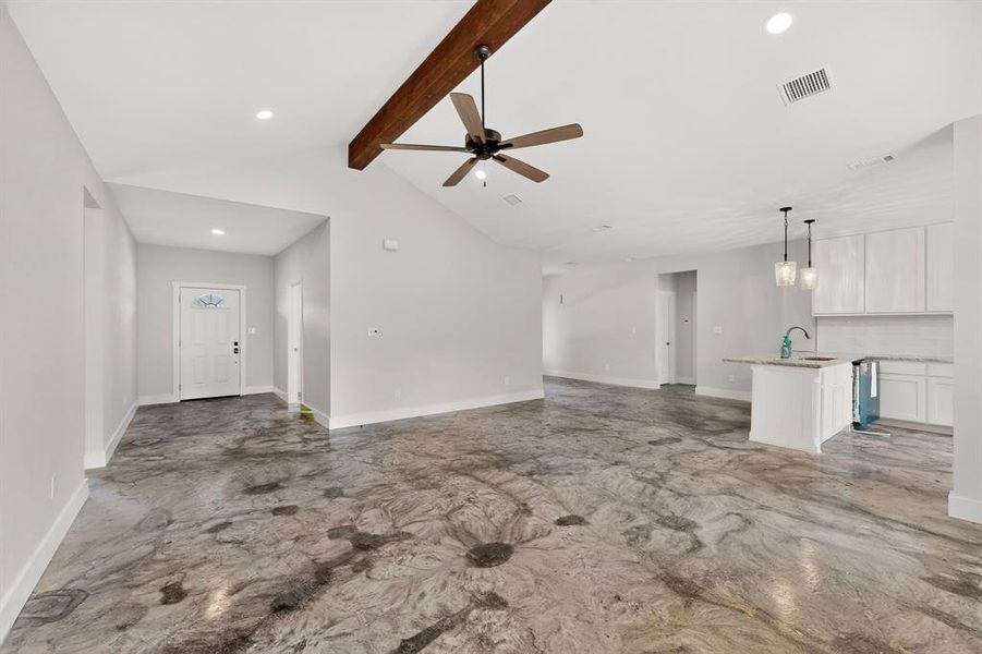 Spacious, unfurnished interior of a new home in , Perrin (Image 20).
