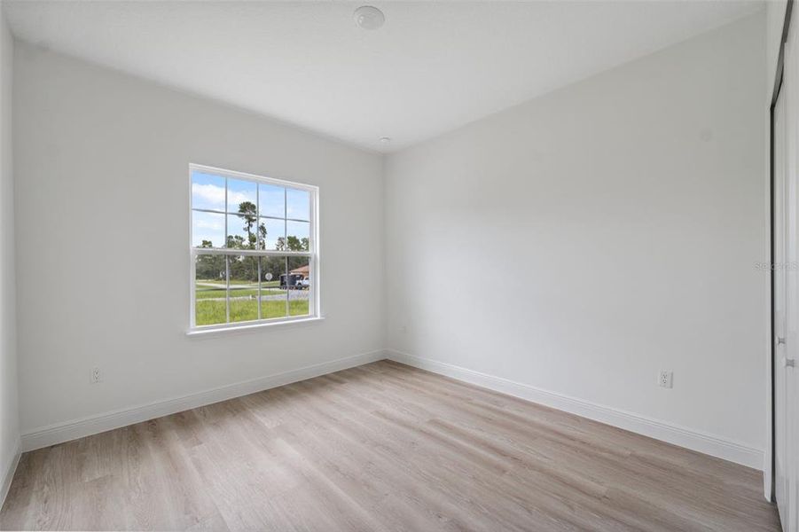 Spacious, unfurnished interior of a new home in , Ocala (Image 22).