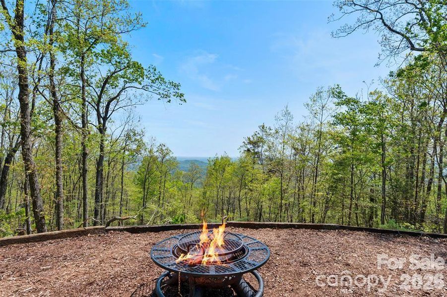 Image 36 of a home in .