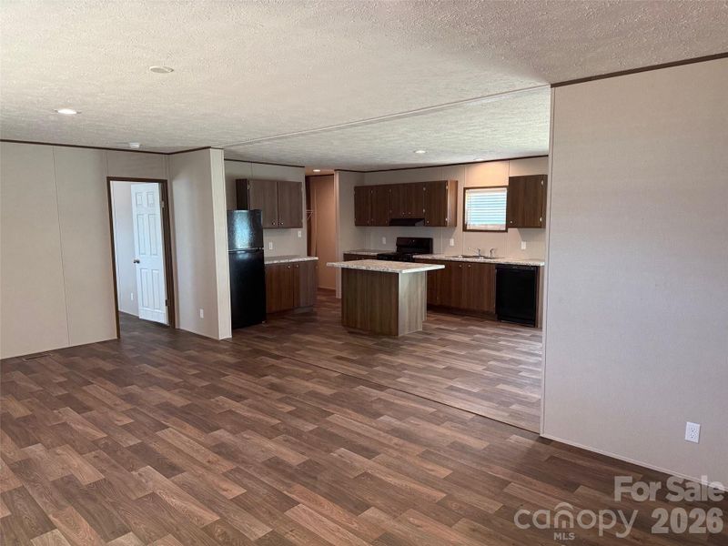 Image 21 of a home in .