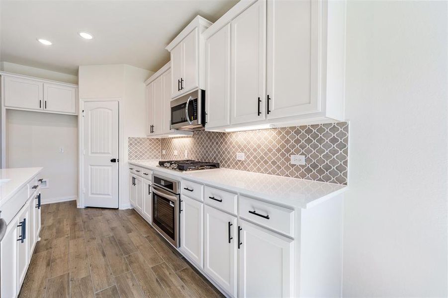 Furnished interior view inside a new home in Morningstar, Aledo (Image 9). Furnished interior view inside a new home in Morningstar, Aledo (Image 9).