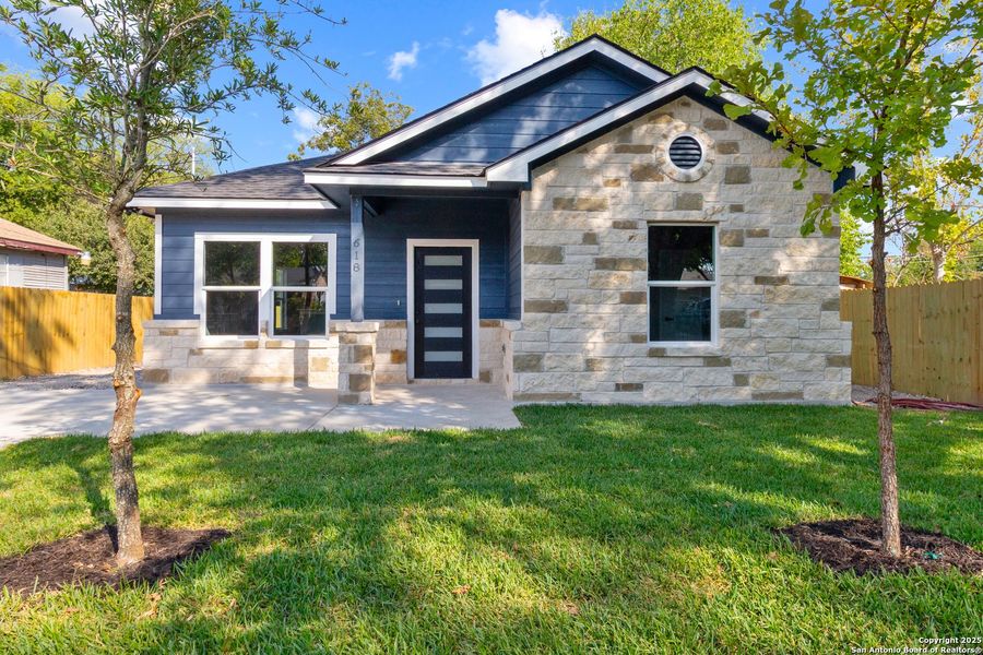 Image 22 of a home in . Image 22 of a home in .