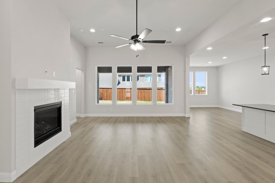 Representative unfurnished interior of a home built from the Henry- 70ft Home Site by Rockwell Homes in Nelson Lake Estates, Rockwall (Image 75). Representative unfurnished interior of a home built from the Henry- 70ft Home Site by Rockwell Homes in Nelson Lake Estates, Rockwall (Image 75).