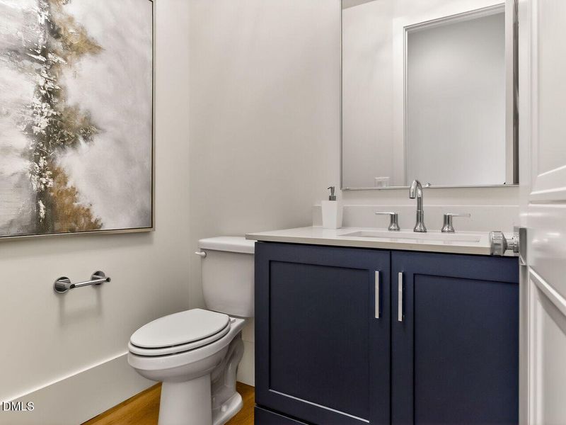 027-1280x960-half-bath