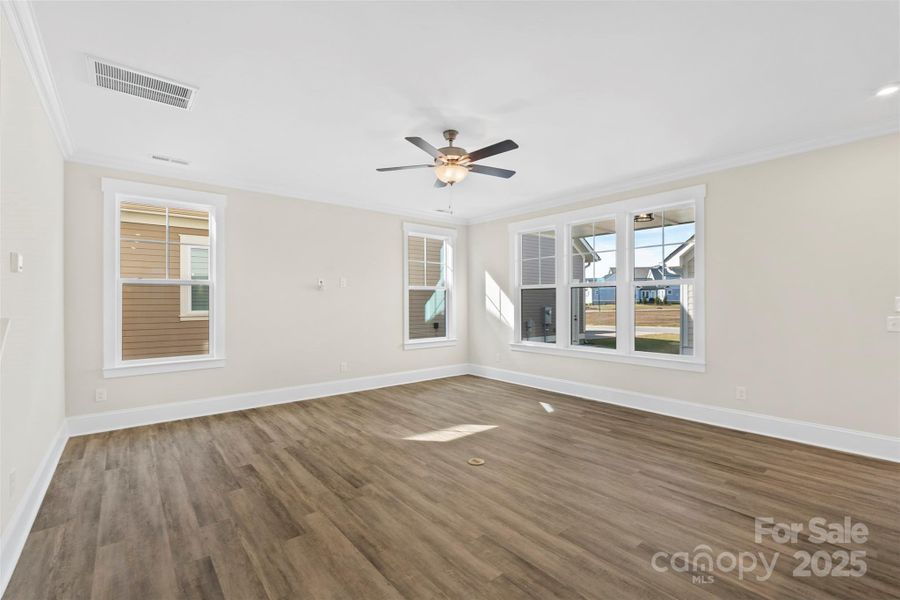 Spacious, unfurnished interior of a new home in Riverwalk, Rock Hill (Image 23).