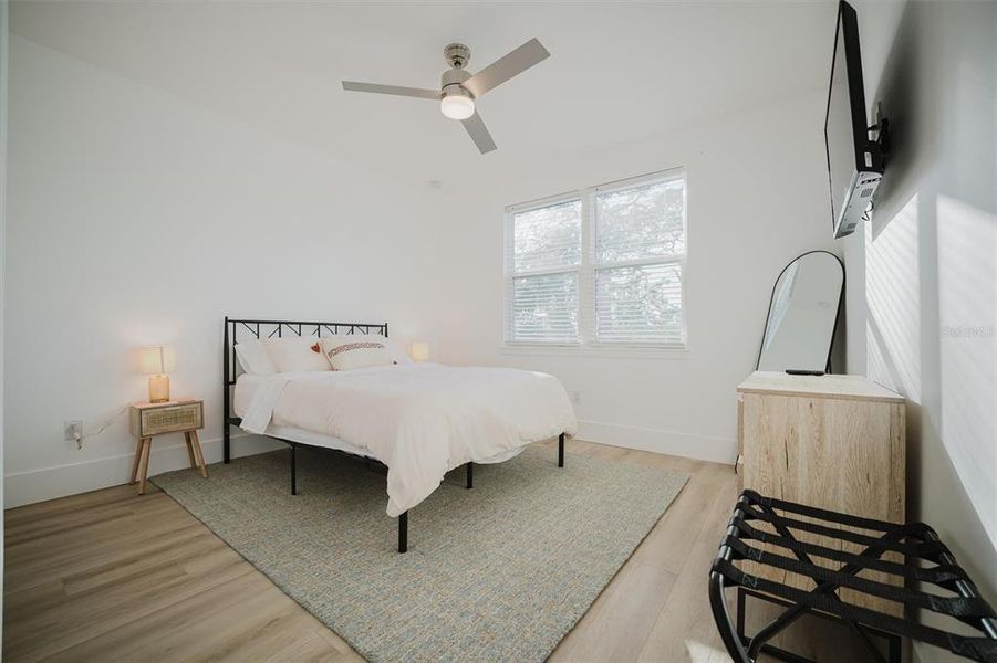 Furnished interior view inside a new home in , Sarasota (Image 31).